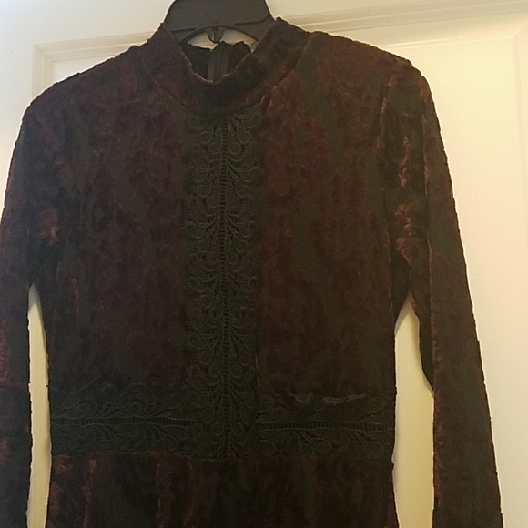 Mini dress - Picture 2 of 4